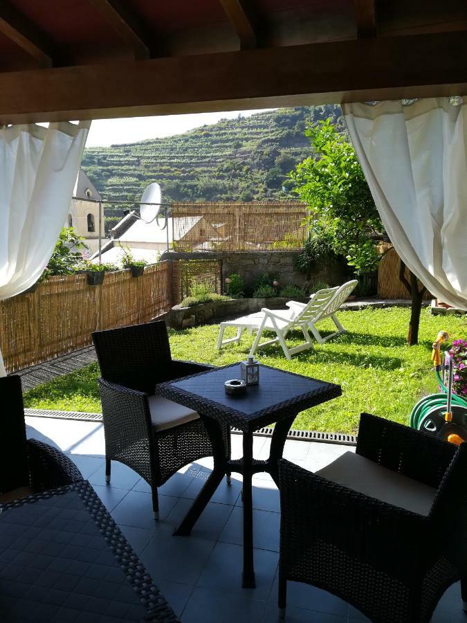 Posidonia Cinque Terre Guesthouse Manarola Bagian luar foto