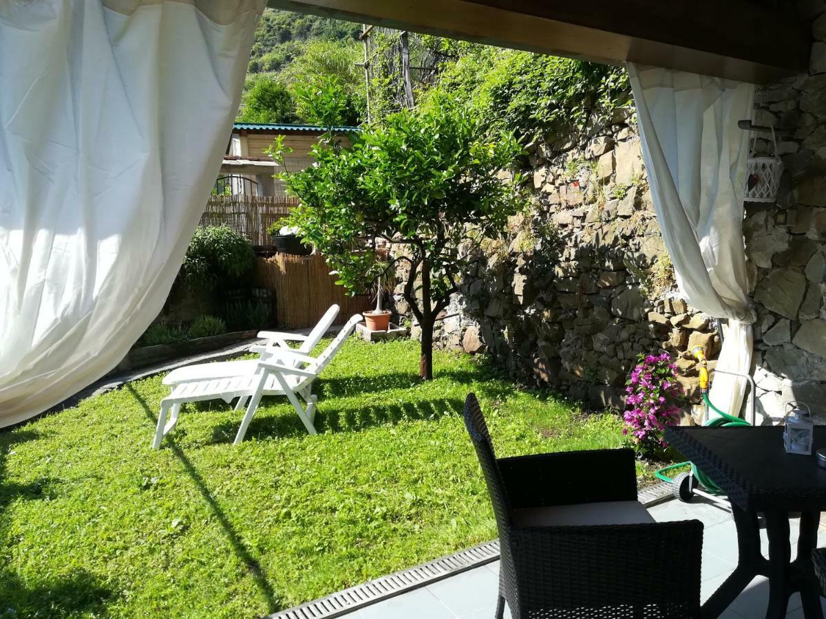 Posidonia Cinque Terre Guesthouse Manarola Bagian luar foto
